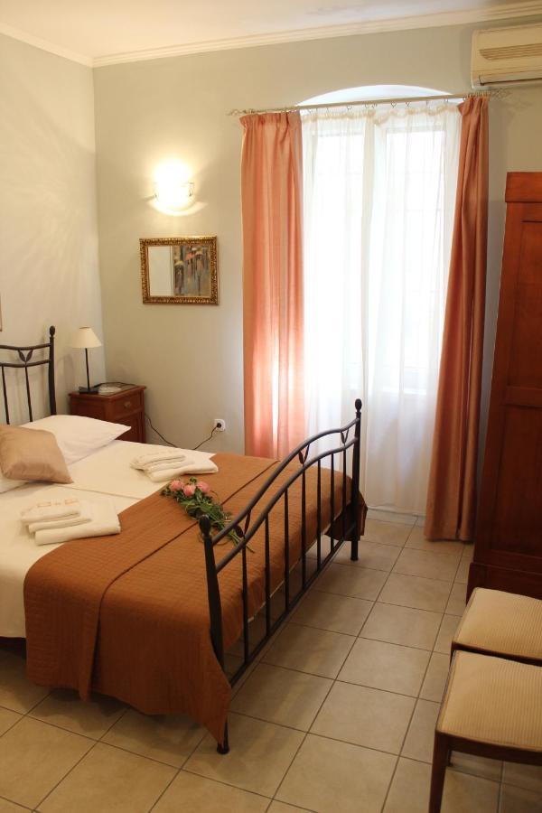 Adagio Theatre Apartment Split Exterior foto